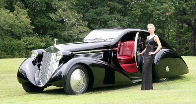 Tìm hiểu về chiếc xe cửa tròn lạ nhất trên thế giới của Rolls-Royce